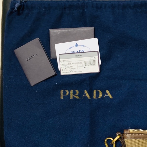 🚫SOLD🚫Authentic PRADA Crossbody Bag - Picture 4 of 6